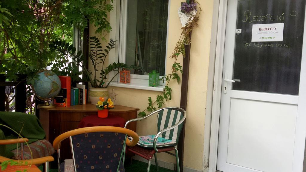 Romzsa Todor Kollegium Hostel Szeged Exterior photo